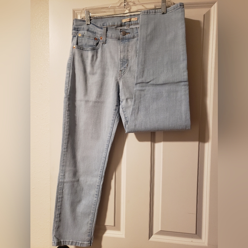 Levi Brand Boyfriend Ankle Jeans, Size 30